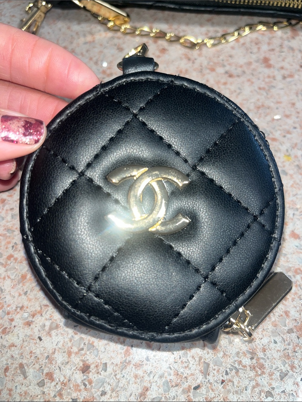 Black Quilted Crossbody with Coin Pouch - Picture 2 of 7